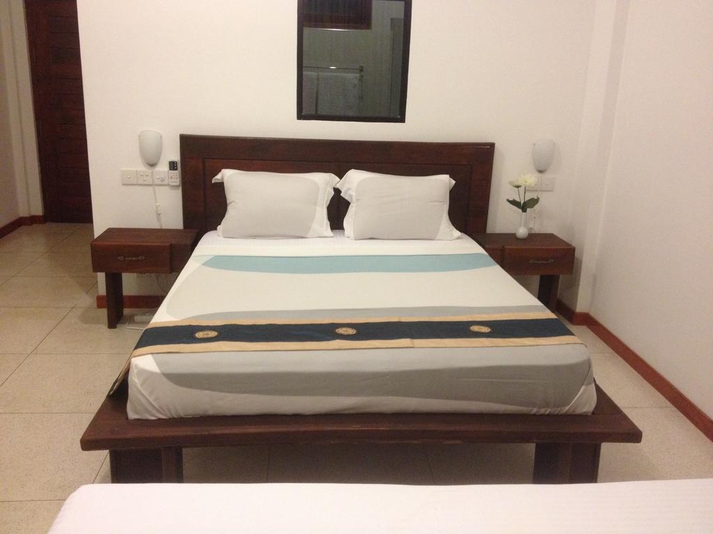 Aqua Marine Beach Resort ปาซิกูดา ภายนอก รูปภาพ